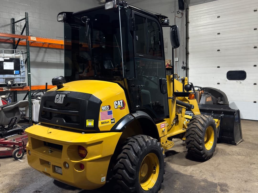 Cat loader